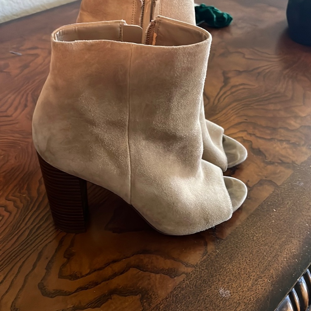 Sam edelman bootie shoes size  8.5